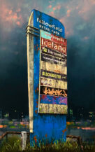 Retail park by Peter Houghton